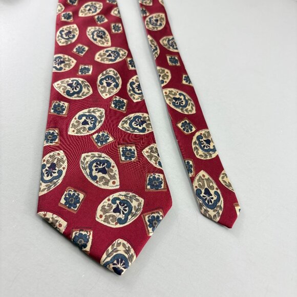 John Clarendon Red / Blue Floral Design Men's Tie 4" x 59" - Picture 2 of 3